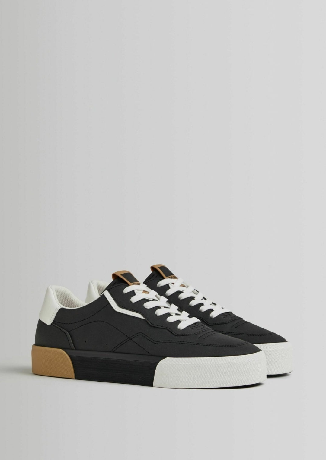 BERSHKA,  baskets basses, black