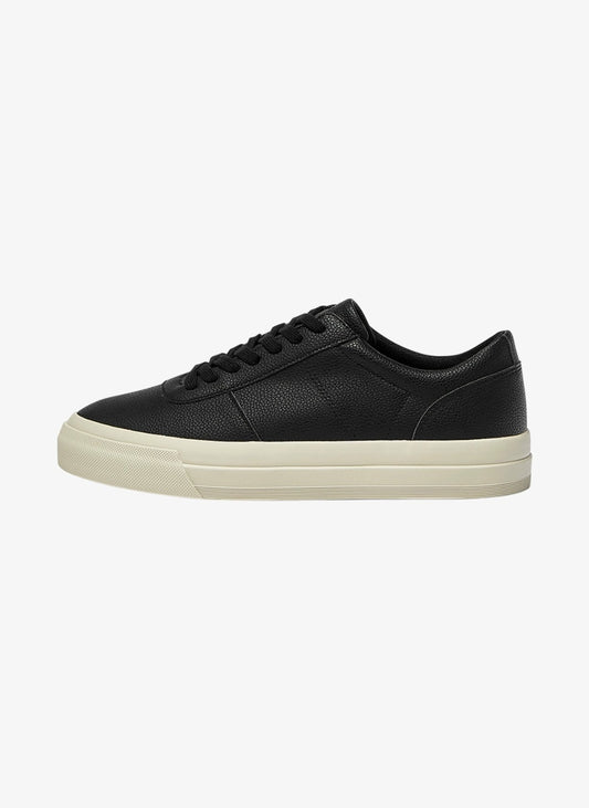 PULL&BEAR, baskets  basses, black