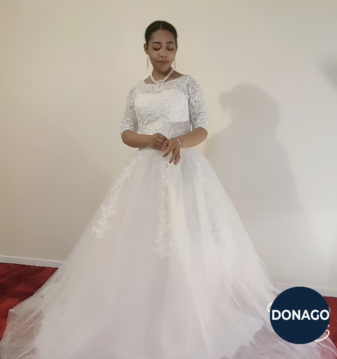 Robe de mariée, manches longues, blanche ( à louer)