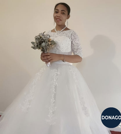 Robe de mariée, manches longues, blanche ( à louer)